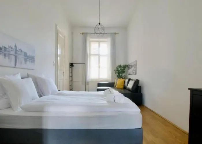Budget By Hi5 - King Street - For Groups Apartmán